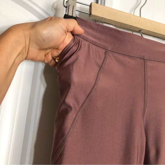 Nike Dri-Fit Workout Dusty Rose Drawstring Side Pockets Capri Leggings XS - Picture 3 of 14